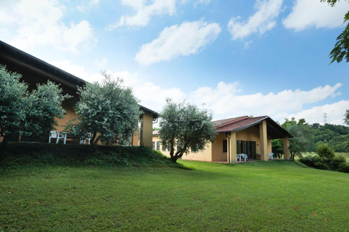 Agriturismo Case In Collina Volta Mantovana Buitenkant foto