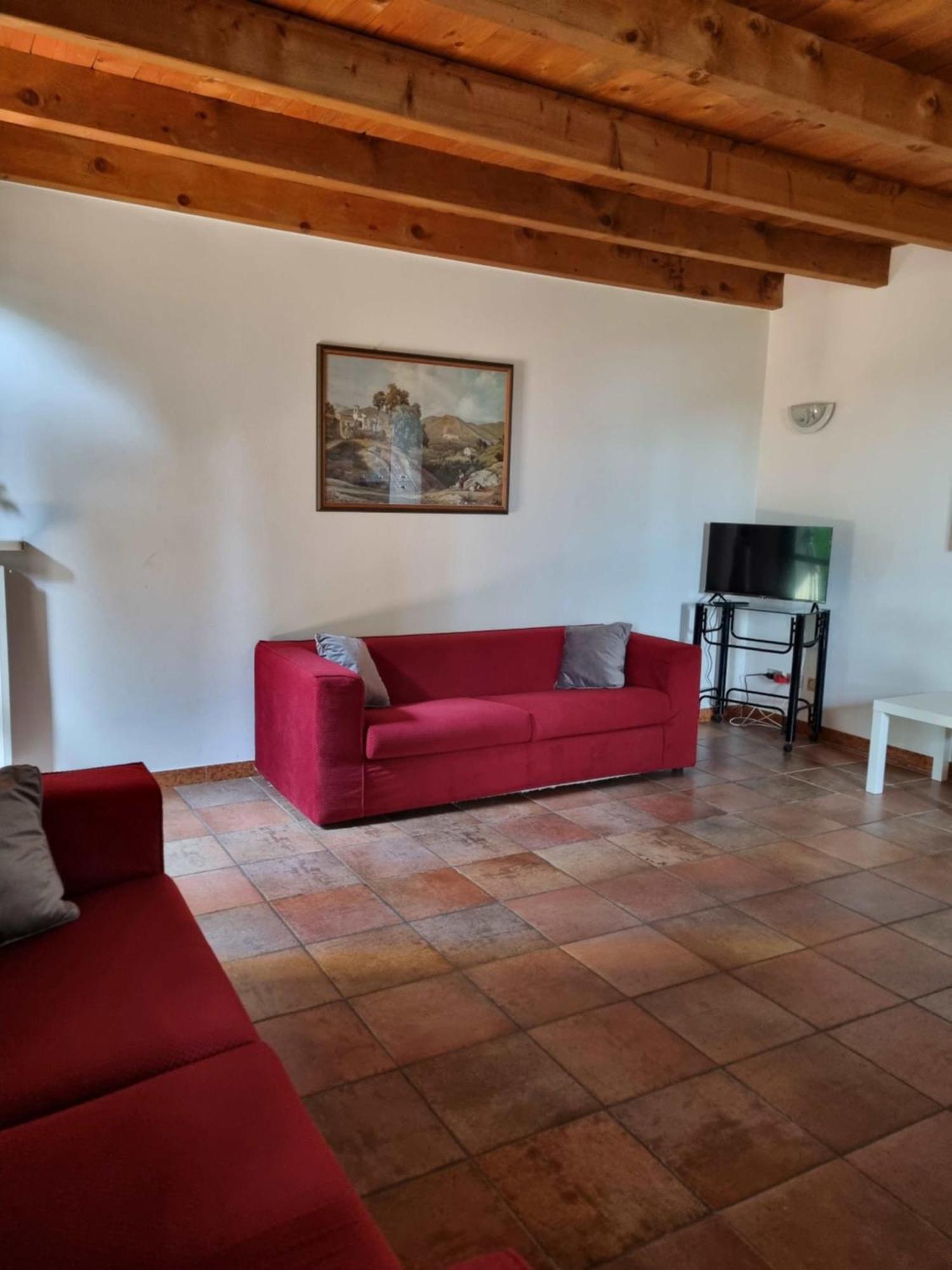 Agriturismo Case In Collina Volta Mantovana Buitenkant foto
