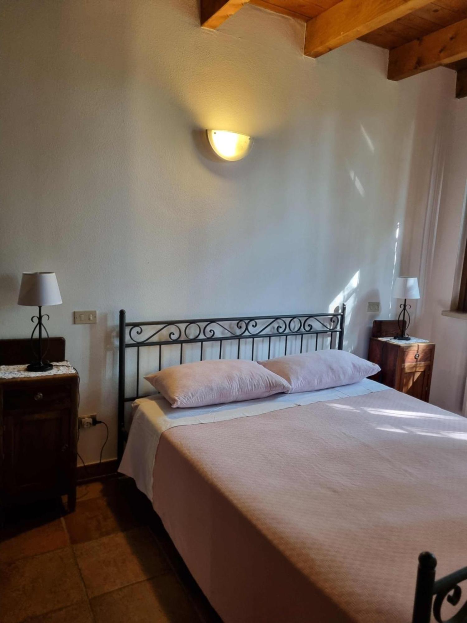 Agriturismo Case In Collina Volta Mantovana Buitenkant foto