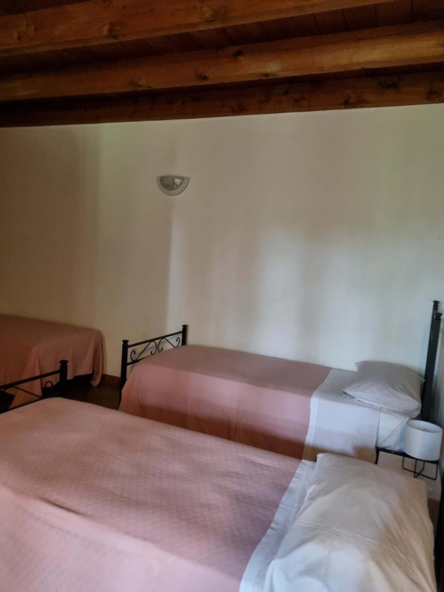 Agriturismo Case In Collina Volta Mantovana Buitenkant foto
