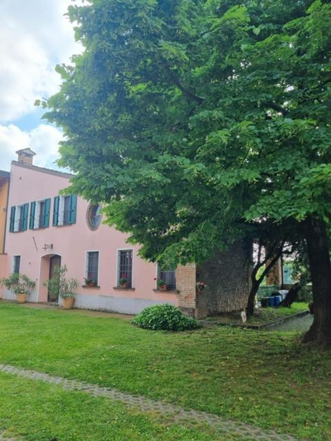 Agriturismo Case In Collina Volta Mantovana Buitenkant foto
